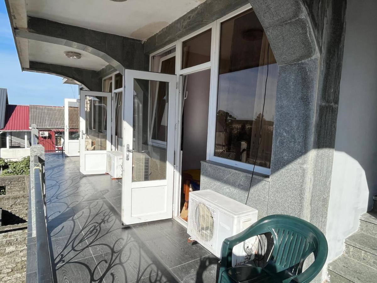 Guka Hotel! Kobuleti Luaran gambar