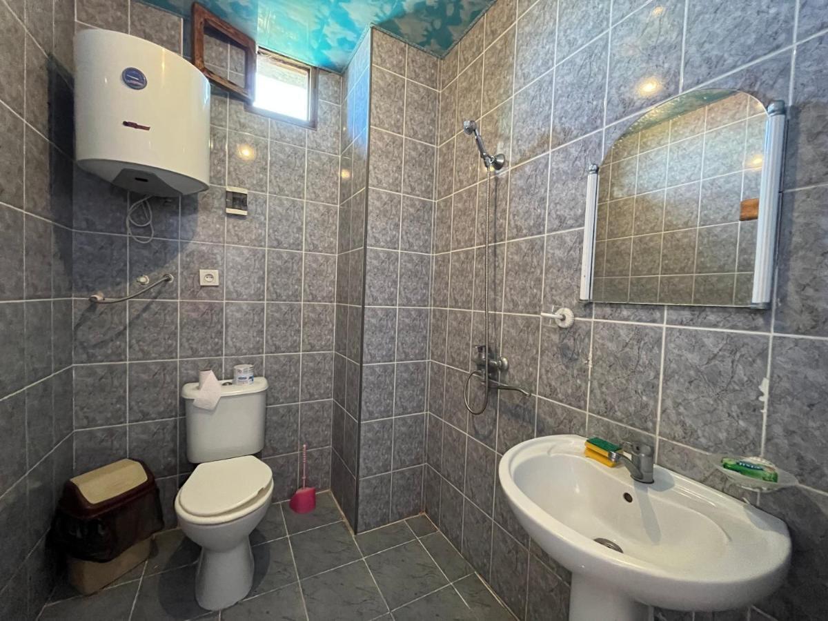 Guka Hotel! Kobuleti Luaran gambar